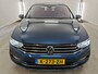 Volkswagen Passat Variant 1.5 TSI 150pk Automaat Business | Winterpakket | Trekhaak | Stoelverwarming | CarPlay | PDC V+A | 16"