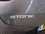 Kia Stonic 1.0 T-GDi MHEV DynamicLine | Navigatie | Cruise Control | Achteruitrijcamera | Climate Control | lichtmetalen velgen |