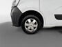 Renault Master T33 2.3 - 135PK dCi L2H2 Work Edition | BPM VRIJ | Trekhaak | Parkeersensoren | Camera | Navi | Apple CarPlay/Android Auto | Volledig betimmerd | Airco | Cruise Control |