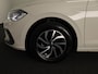 Volkswagen Polo 1.0 TSI Life Edition | Achteruitrijcamera | Airco | Navigatie | Apple carplay & android auto |