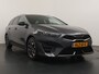 Kia Ceed Sportswagon 1.5 T-GDi GT-Line - Schuifkantel dak - Camera - Lichtmetalen GT Velgen - AppleCarplay - Android Auto - Adaptief cruise control - Fabrieksgarantie tot 05-2032 of 150.000km