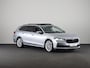 Skoda Superb combi First Edition 1.5 TSI m-HEV 150 pk Automaat (DSG) | Verlengde garantie | Navigatie | Panoramadak | Parkeersensoren | Achteruitrijcamera | Stoelverwarming |