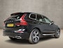 Volvo XC60 2.0 T8 Twin Engine AWD Inscription 391Pk Automaat (PANORAMADAK, APPLE CARPLAY, MEMORY SEATS, LEDER, ZWART HEMEL, STOELVERWARMING, GETINT GLAS, ELEK ACHTERKLEP, NIEUWE APK, NIEUWSTAAT)