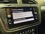 Volkswagen Tiguan 1.5 TSI ACT Highline Business R|PANO|CAMERA|DODEHOEK|KEYLESS|TREKHAAK|ACC|STOELV|CARPLAY|17INCH|