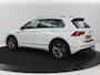 Volkswagen Tiguan 1.4 TSI R Line | Trekhaak | Stoelverwarming | Camera | Carplay | Adaptive cruise | LED Plus | Virtual Cockpit | Navigatie | Climate control | 19'' | Bluetooth