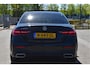 Mercedes-Benz C-klasse 300 e AMG Line 313 pk | NL-Auto | 8x velgen + banden | Trekhaak | Open dak | Virtual cockpit | Camera | Carplay | Sfeerverlichting | Full LED | LM-Velgen | NAP