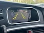 Volvo V40 1.5 T3 Polar+ Sport | Trekhaak | Harman/Kardon | All-seasons | R-Design | Keyless entry | Stoelverwarming |