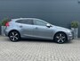 Volvo V40 1.5 T3 Polar+ Sport | Trekhaak | Harman/Kardon | All-seasons | R-Design | Keyless entry | Stoelverwarming |