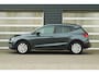 SEAT Arona 1.0 TSI 95pk Style Business Intense | Trekhaak | Stoelverwarming Voor | Parkeersensoren | Airco Automatische | Digital Dashboard