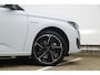 Peugeot e-308 Style | 8 jaar fabrieksgarantie of 160.000 kilometer op het accupakket | Autonomous Emergency Braking d.m.v. radar i.p.v. camera | Climate control met links/rechts gescheiden regeling en high efficiëncy koolstoffilter