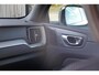 Volvo XC60 2.0 T6 Plug-in hybrid AWD Plus Dark Long Range | Harman Kardon | Elektrische verstelbare voorstoelen incl. geheugen | Adaptieve cruise control incl. BLIS | Stuurwielverwarming | Stoelverwarming voor & achter | Panoramisch schuif/kanteldak |