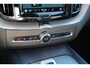 Volvo XC60 2.0 T6 Plug-in hybrid AWD Plus Dark Long Range | Harman Kardon | Elektrische verstelbare voorstoelen incl. geheugen | Adaptieve cruise control incl. BLIS | Stuurwielverwarming | Stoelverwarming voor & achter | Panoramisch schuif/kanteldak |