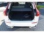Volvo XC60 2.0 T6 Plug-in hybrid AWD Plus Dark Long Range | Harman Kardon | Elektrische verstelbare voorstoelen incl. geheugen | Adaptieve cruise control incl. BLIS | Stuurwielverwarming | Stoelverwarming voor & achter | Panoramisch schuif/kanteldak |