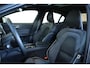 Volvo S60 B3 R-Design | Panoramadak | Stoelverwarming | Adaptive Cruise Control | Parkeerverwarming | BLIS | Parkeersensoren voor + achter | Parkeersensoren voor + achter | Parkeercamera | 19'' Lichtmetalen velgen |
