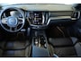 Volvo S60 B3 R-Design | Panoramadak | Stoelverwarming | Adaptive Cruise Control | Parkeerverwarming | BLIS | Parkeersensoren voor + achter | Parkeersensoren voor + achter | Parkeercamera | 19'' Lichtmetalen velgen |