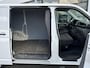 Volkswagen Transporter 2.0TDi 90pk Economy Business L1 · Apple/Android Car Play · Airco · Trekhaak · Cruise control · Parkeersensoren ·