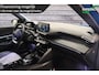Peugeot e-2008 EV GT 50 kWh | 3-fase | panoramadak | adaptieve cruise control | camera | deels leder |
