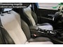 Peugeot e-2008 EV GT 50 kWh | 3-fase | panoramadak | adaptieve cruise control | camera | deels leder |