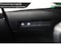 Peugeot e-2008 EV GT 50 kWh | 3-fase | panoramadak | adaptieve cruise control | camera | deels leder |