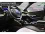 Peugeot e-2008 EV GT 50 kWh | 3-fase | panoramadak | adaptieve cruise control | camera | deels leder |