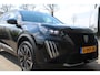 Peugeot e-2008 EV GT 54 kWh | Navigatie | Camera | Fase 3 laden | 18 Inch LMV | Apple carplay | Nieuw model |