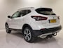 Nissan Qashqai 1.3 DIG-T N-Connecta | Trekhaak | Navigatie | Stoelverwarming |