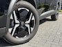 Peugeot 2008 GT 1.2 PureTech 130PK EAT8 Automaat Navigatie, Camera Voor & Achter, Alcantara, Stoelverwarming, Massage