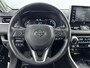 Toyota RAV4 2.5 Hybrid AWD ADVENTURE | 360 camera | Leder | Dodehoek detectie | JBL | Stoel-/stuurverwarming | Navigatie | Keyless | 19 inch | Apple Carplay / Android Auto | Digitale binnenspiegel