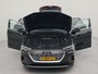 Audi E-tron 55 quattro Business edition 95 kWh | Afneembare trekhaak | Appconnect | Achteruitrij camera | Navigatie | Wifi | Parkeesensoren voor en achter | Electr.bedienbare voorstoelen |  Bestuurdersstoel met geheugen  | Bluetooth |