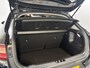 Kia Stonic 120PK T-GDi DynamicLine Automaat | Trekhaak | Climate Control | Camera | Apple CarPlay/Android Auto | Cruise Control | Lichtmetalen Velgen | Armsteun | Parkeersensoren | Licht & Regen Sensor |