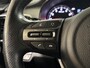 Kia Stonic 120PK T-GDi DynamicLine Automaat | Trekhaak | Climate Control | Camera | Apple CarPlay/Android Auto | Cruise Control | Lichtmetalen Velgen | Armsteun | Parkeersensoren | Licht & Regen Sensor |