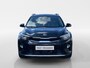 Kia Stonic 120PK T-GDi DynamicLine Automaat | Trekhaak | Climate Control | Camera | Apple CarPlay/Android Auto | Cruise Control | Lichtmetalen Velgen | Armsteun | Parkeersensoren | Licht & Regen Sensor |