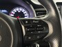 Kia Stonic 120PK T-GDi DynamicLine Automaat | Trekhaak | Climate Control | Camera | Apple CarPlay/Android Auto | Cruise Control | Lichtmetalen Velgen | Armsteun | Parkeersensoren | Licht & Regen Sensor |