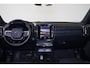 Volvo EX40 Extended Range Plus 82 kWh - IntelliSafe Assist & Surround - 360º Camera - Verwarmde voorstoelen, stuur & achterbank - Parkeersensoren voor & achter - Elektr. bedienb. bestuurdersstoel met geheugen - Draadloze tel. lader - Warmtepomp - Extra getint glas - Elektr. inklapbare trekhaak - 19' LMV