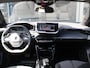 Peugeot 2008 1.2 Hybrid 145 Allure Navigatie, Rondomzichtcamera, Keyless entry, Dodehoekdetectie, Apple Carplay, Android Auto