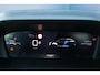 Peugeot 2008 1.2 Hybrid 145 Allure | Navi | Camera | Ad. Cruise control | LED | PDC V+A | DAB | Keyless |