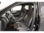 Volvo XC40 Recharge P8 AWD R-Design 3-fase [ Leder/Alcantara Stoelverwarming Harman/Kardon Adapt.cruise ]