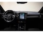 Volvo XC40 Recharge P8 AWD R-Design 3-fase [ Leder/Alcantara Stoelverwarming Harman/Kardon Adapt.cruise ]