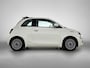 Fiat 500C Icon 42 kWh 118pk Automaat | 1ste Eigenaar | Navigatie | Climate Control | Camera | Stoelverwarming | 16"LMV | Keyless Entry/Start | LED | Apple Carplay/Android Auto |