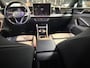 Volkswagen Tiguan 1.5 eHybrid R-Line Edition Black-Line 20 inch wielen Head up display Adp. Cruise Control Ergo Active Stoelen Viturele Cockpit stuurverwarming stoel koeling