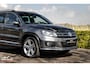 Volkswagen Tiguan 2.0 TSI Sport&Style 4motion R-line Edition|Keyless|DCC|Xenon|Pano.