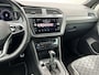 Volkswagen Tiguan 1.5 TSI 150pk DSG R-Line Business+ | Trekhaak | Navigatie | Adaptive Cruise