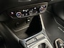 Opel Crossland 1.2 Turbo Elegance Automaat (APPLE CARPLAY, LEDER, CLIMATE, STUUR/STOELVERWARMING, SPORTSTOELEN, GETINT GLAS, LED KOPLAMPEN, NIEUWSTAAT)