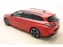 Peugeot e-308 SW GT EV 54 kWh | 360 graden camera's | Sportuitvoering | Adaptive cruise | Elektrische achterklep | Stuurverwarming | Afneembare trekhaak | Hill hold | Dodehoekdetectie | Climate control