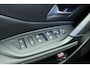 Peugeot e-308 SW GT EV 54 kWh | 360 graden camera's | Sportuitvoering | Adaptive cruise | Elektrische achterklep | Stuurverwarming | Afneembare trekhaak | Hill hold | Dodehoekdetectie | Climate control