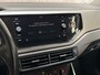 Volkswagen Polo 1.0 Sportline (APPLE CARPLAY, GROOT NAVI, LM VELGEN, SPORTSTOELEN, CRUISE, LEDER STUURWIEL, NIEUWSTAAT)