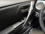 Toyota Auris 1.8 Hybrid Sport Automaat (NAVIGATIE, CAMERA, STOELVERWARMING, SPORTSTOELEN, LM VELGEN, KEYLESS, CRUISE, NIEUWSTAAT)