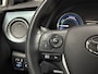 Toyota Auris 1.8 Hybrid Sport Automaat (NAVIGATIE, CAMERA, STOELVERWARMING, SPORTSTOELEN, LM VELGEN, KEYLESS, CRUISE, NIEUWSTAAT)