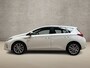 Toyota Auris 1.8 Hybrid Sport Automaat (NAVIGATIE, CAMERA, STOELVERWARMING, SPORTSTOELEN, LM VELGEN, KEYLESS, CRUISE, NIEUWSTAAT)