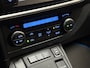 Toyota Auris 1.8 Hybrid Sport Automaat (NAVIGATIE, CAMERA, STOELVERWARMING, SPORTSTOELEN, LM VELGEN, KEYLESS, CRUISE, NIEUWSTAAT)
